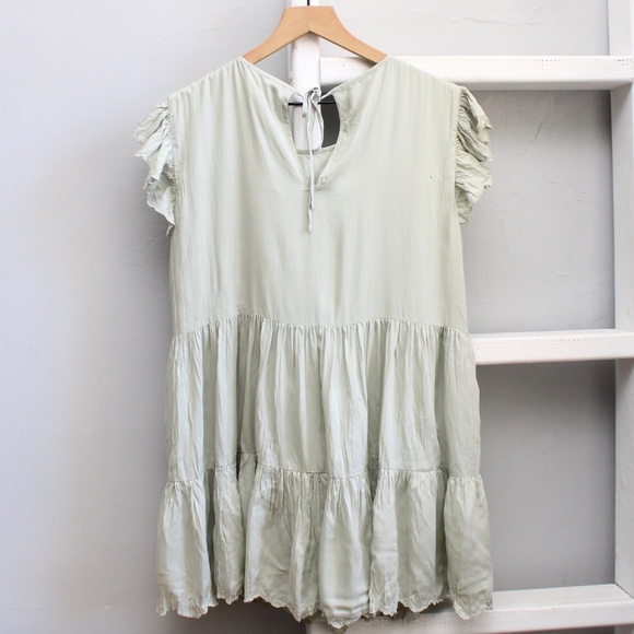 Aritzia Wilfred Cool Ice Mint Green Sidonie Tiered Babydoll Ruffle Dress Size XS - Picture 4 of 10